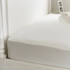 The Lyndon Company Savoy White 100% Cotton Sateen 400TC Deep (32cm) Fitted Sheet