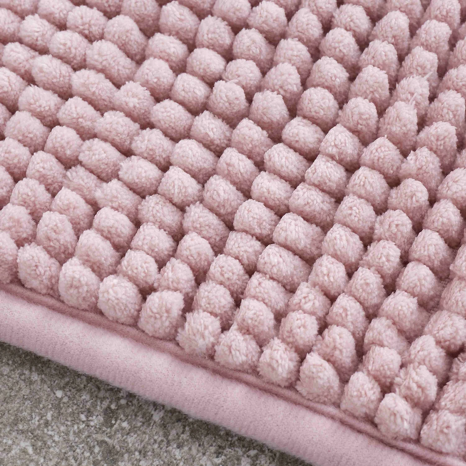 Catherine Lansfield Pink 1200Gsm Bobble Bath Mat 3 Catherine Lansfield Pink 1200Gsm Bobble Bath Mat - Image 3