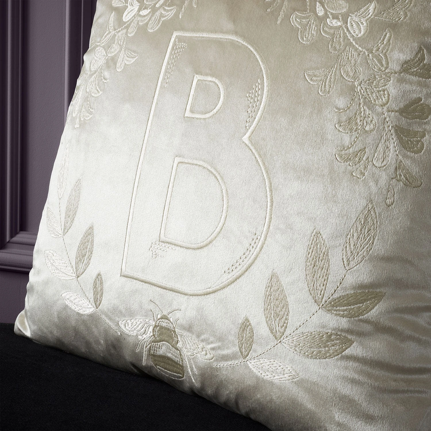 Bridgerton By Catherine Lansfield Regency Crown Natural Cushion (45cm X 45cm) 3 Bridgerton By Catherine Lansfield Regency Crown Natural Cushion (45cm X 45cm) - Image 3