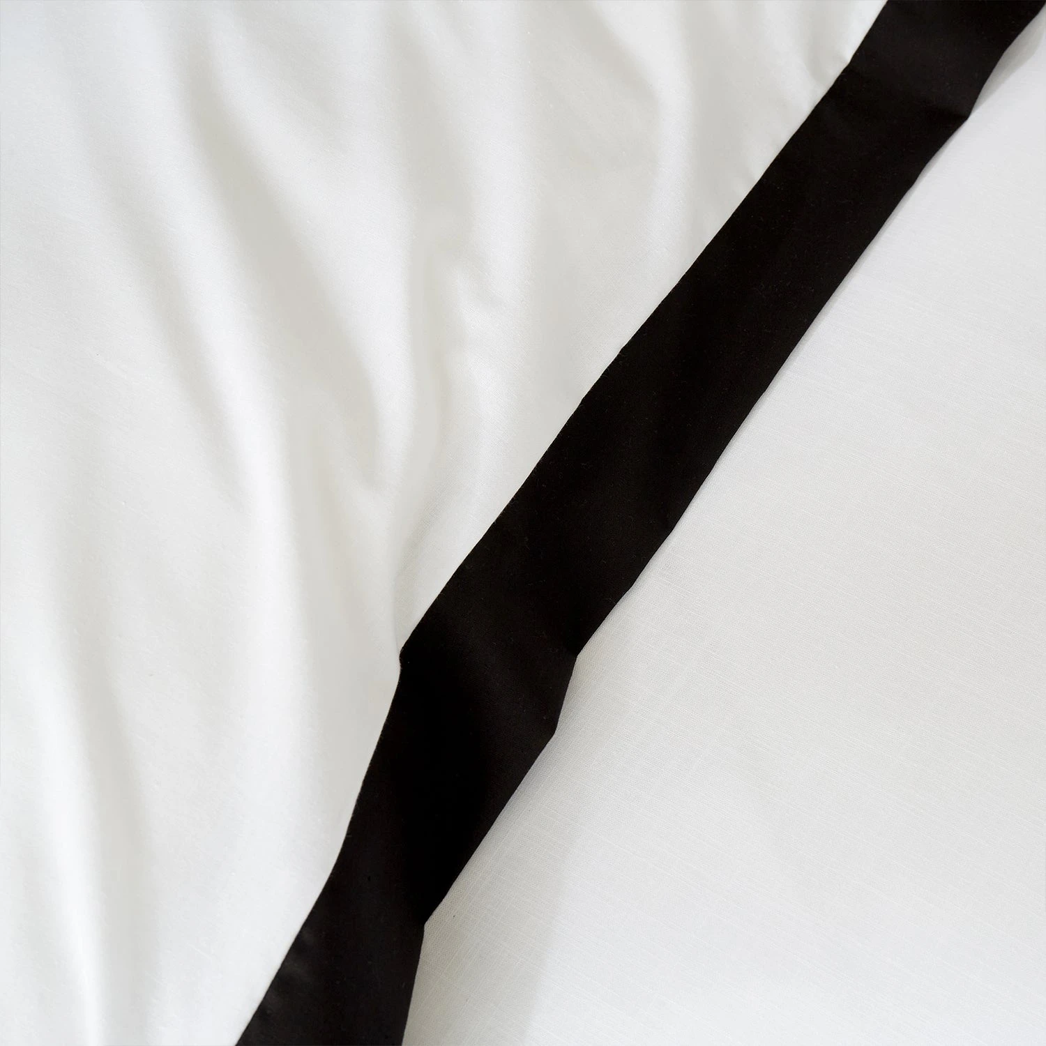 Style Sisters Ivory With Black Border Textured Cotton Duvet Set 4 Style Sisters Ivory With Black Border Textured Cotton Duvet Set - Image 4