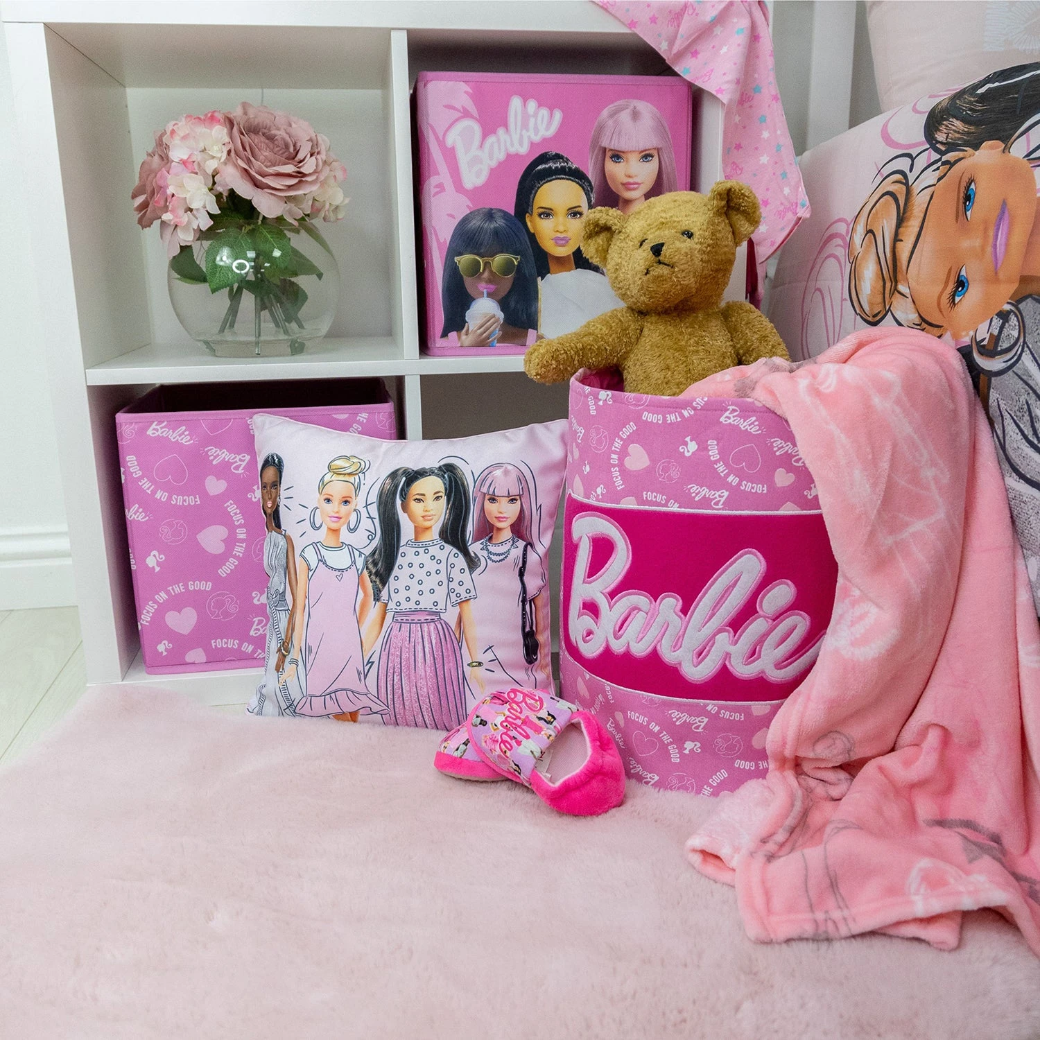 Barbie Badge Storage Tub 7 Barbie Badge Storage Tub - Image 7