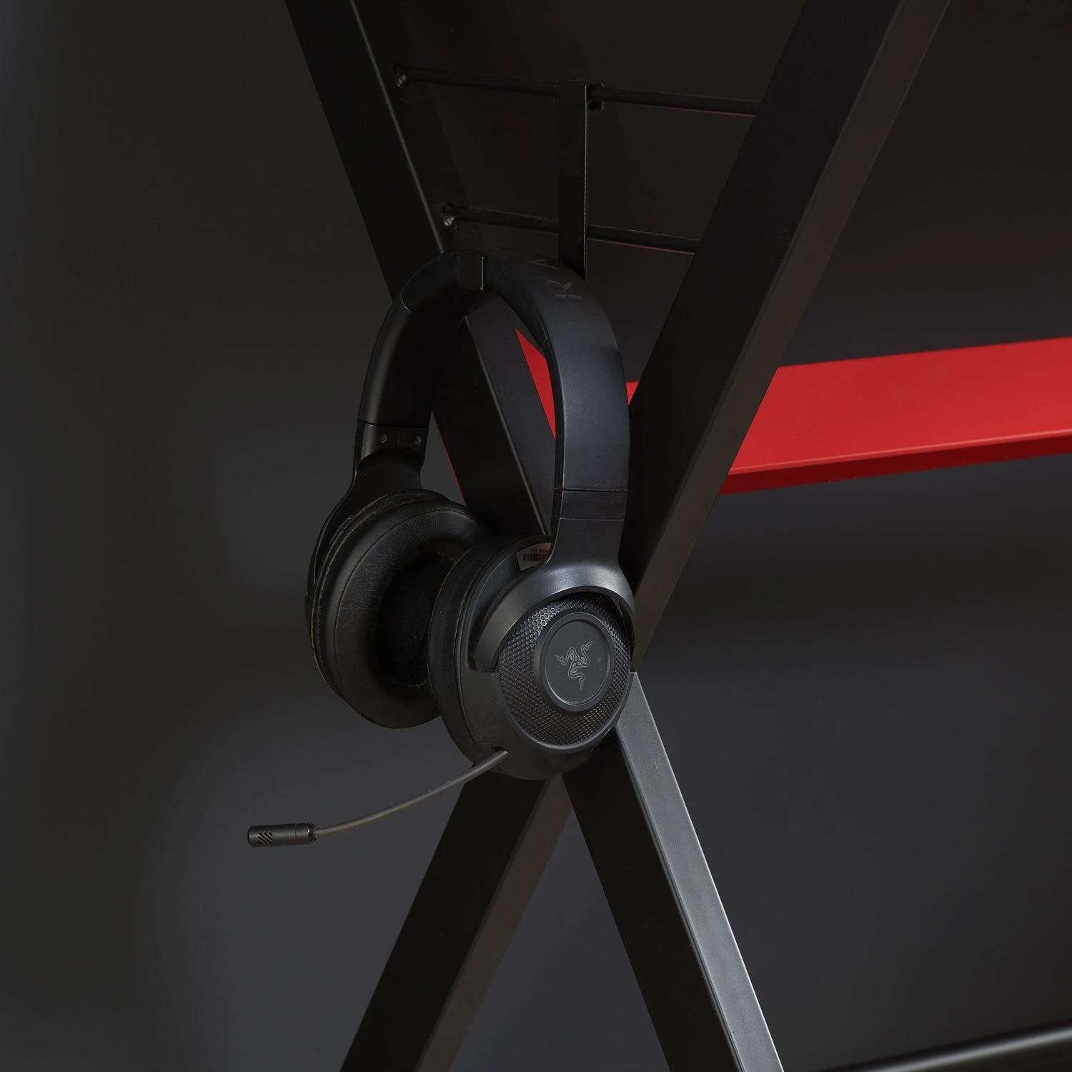 Marvel Computer Gaming Desk 4 Marvel Computer Gaming Desk - Image 4