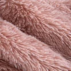 Chelsea Blush Cuddle Throw (130cm X 180cm) 6 Chelsea Blush Cuddle Throw (130cm X 180cm) -Julian Charles JC Chelsea Cuddle Throw Blush CU