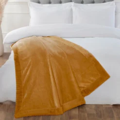 Vermont Ochre Fleece Throw With Faux Fur Trim (130cm X 180cm) -Julian Charles JC Vermont Ochre Throw FH CROP