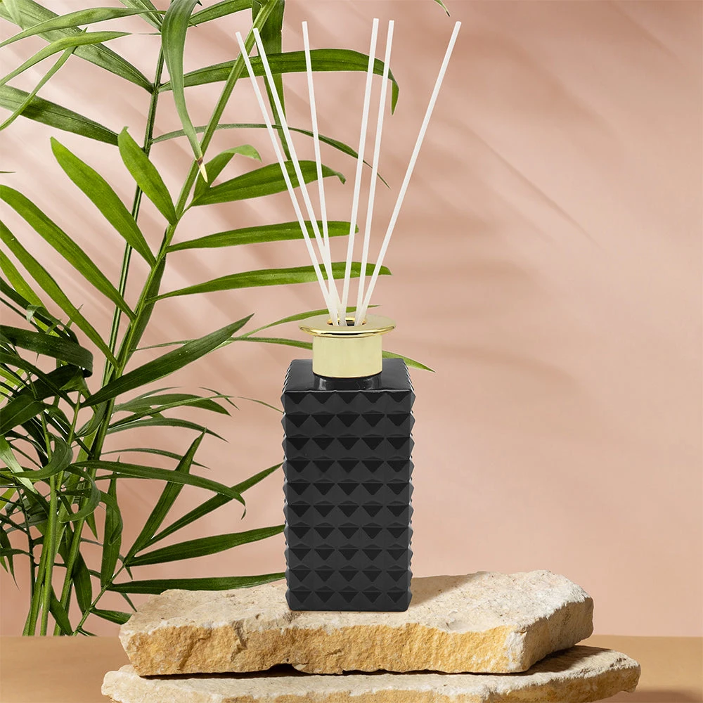 Desire Pomegranate Noir Black 250ml Reed Diffuser 1 Desire Pomegranate Noir Black 250ml Reed Diffuser
