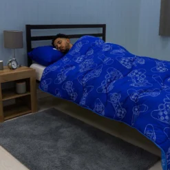 Playstation Lineup 10.5 Tog Coverless Quilt Duvet -Julian Charles PYSLIEBD002UKJ PLAYSTATION LINEUP DBL COVERLESS LIFESTYLE SHOT 1