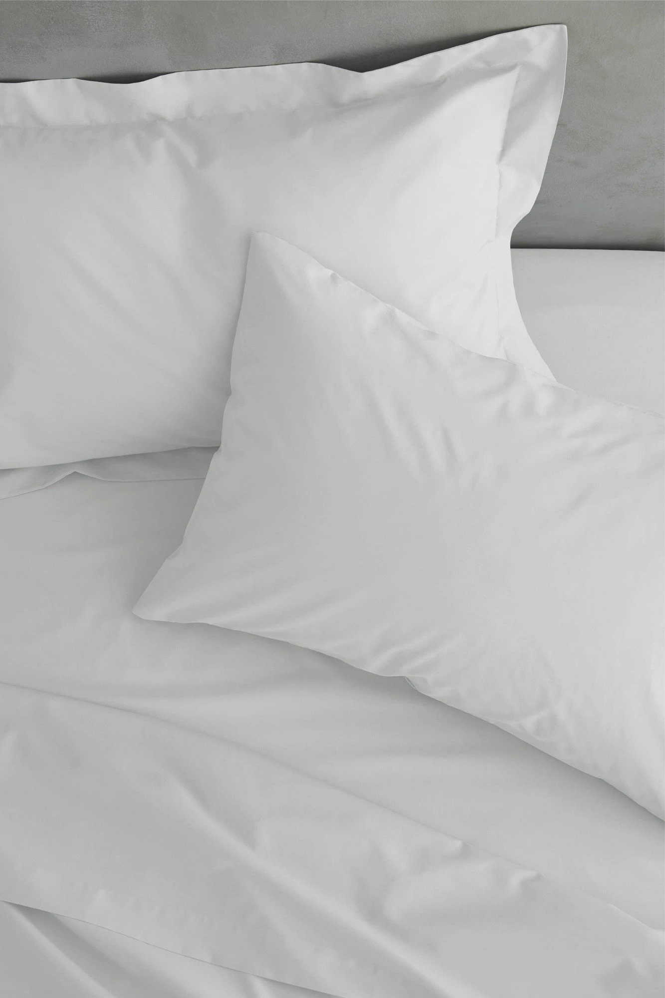 Catherine Lansfield White Easy Iron Percale Flat Sheet 3 Catherine Lansfield White Easy Iron Percale Flat Sheet - Image 3