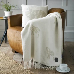 The Lyndon Company Ram Grey Soft Knitted Throw (140cm X 185cm) -Julian Charles RamThrow andcush 3