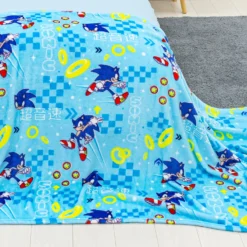 Sonic Geo Rotary Fleece Blanket -Julian Charles SHHGOEFL001UK SONIC GEO ROT FLEECE ROOM SHOT 1