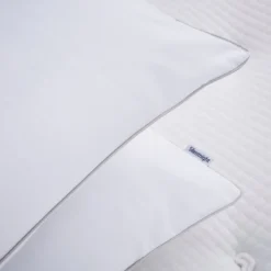 Silentnight So Snug Pillow Pair - Medium Support -Julian Charles SilentnightSoSnugPillowPair 3