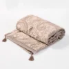 Paisley Natural Luxury Jacquard Quilted Throw (150cm X 200cm)